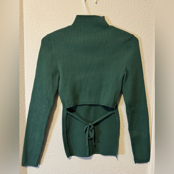 Aritzia Babaton Sculpt Knit Tie-back Longsleeve - Picture 9 of 9